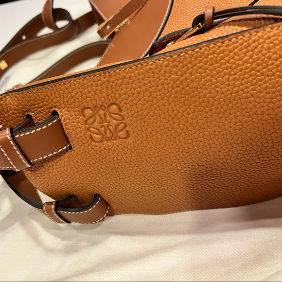 Like New Loewe Medium Hammock Leather Bag in Color Tan - Picture 5 of 14